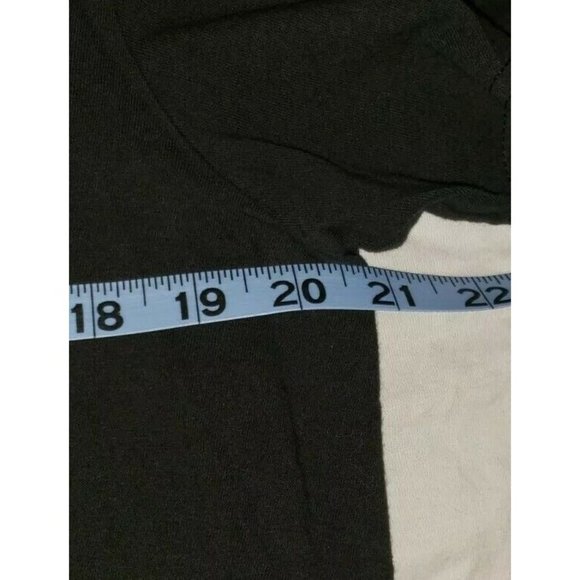 AC/DC High Voltage 1976 Rock And Roll Music Band Men's T-Shirt Size L UB1 - Picture 7 of 9